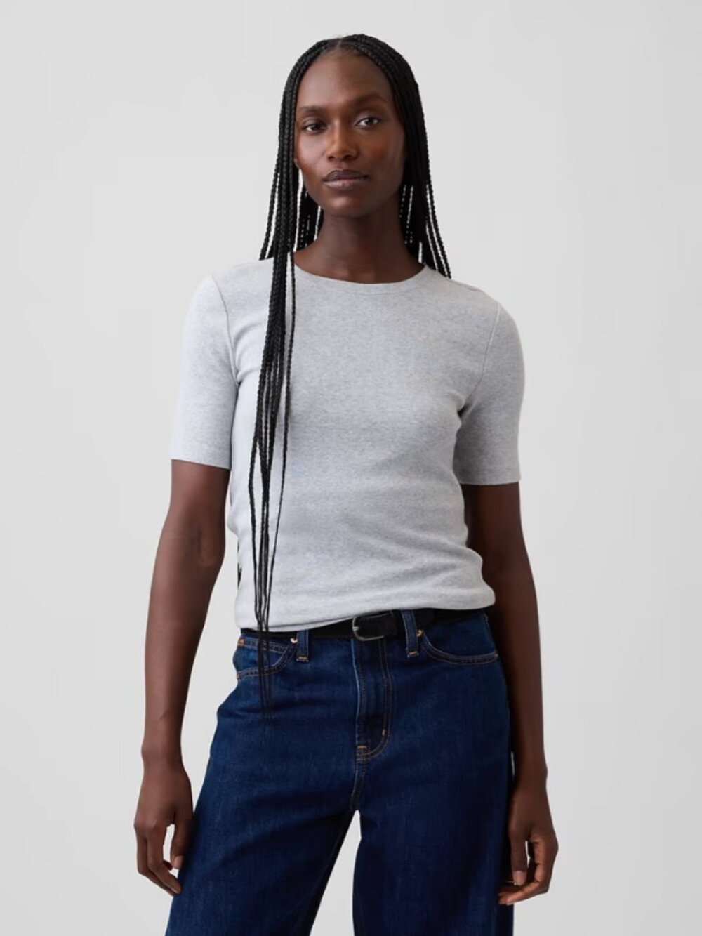 Gap Modern Crewneck T-shirt, small